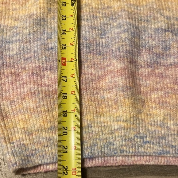 SO Junior's Retro Multi-colored Sweater
Size Large - Picture 6 of 11